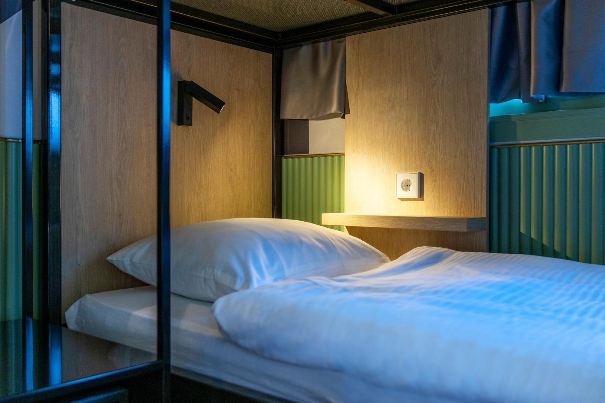Tourist Inn Hotel 阿姆斯特丹 外观 照片