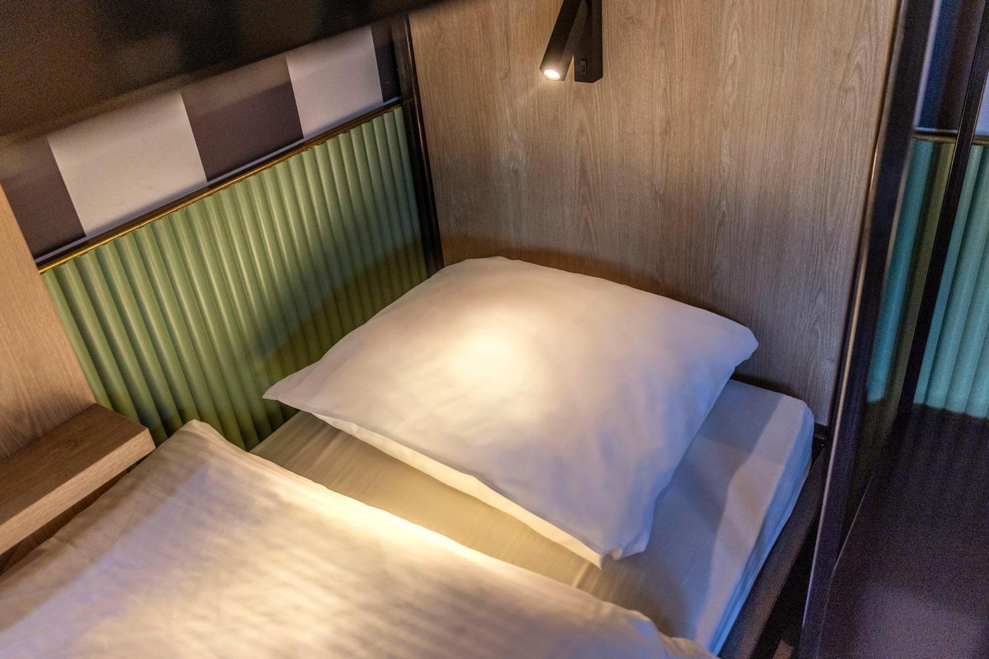 Tourist Inn Hotel 阿姆斯特丹 外观 照片